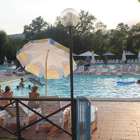 Camping Village La Chiocciola Capannole ภายนอก รูปภาพ